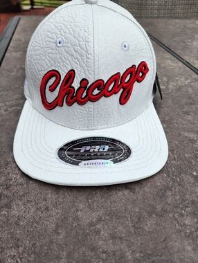 🆕️ Vintage 90s Chicago Bulls White Leather NBA Pro Standart Strapback Hat Cap